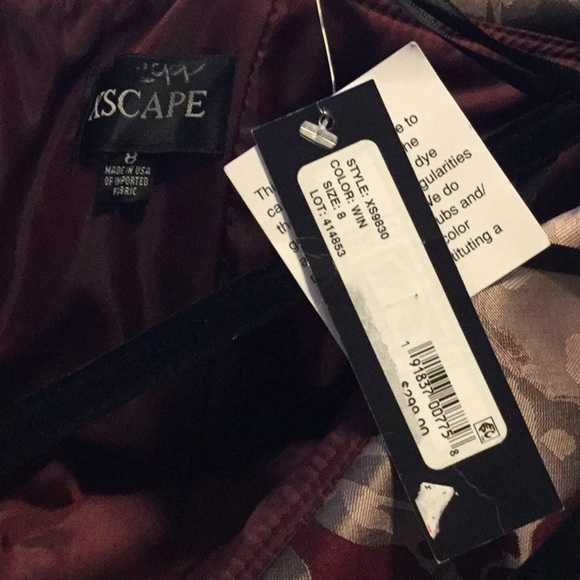 Xscape Women's Brocade Floral-Print Strapl… - Picture 8 of 8